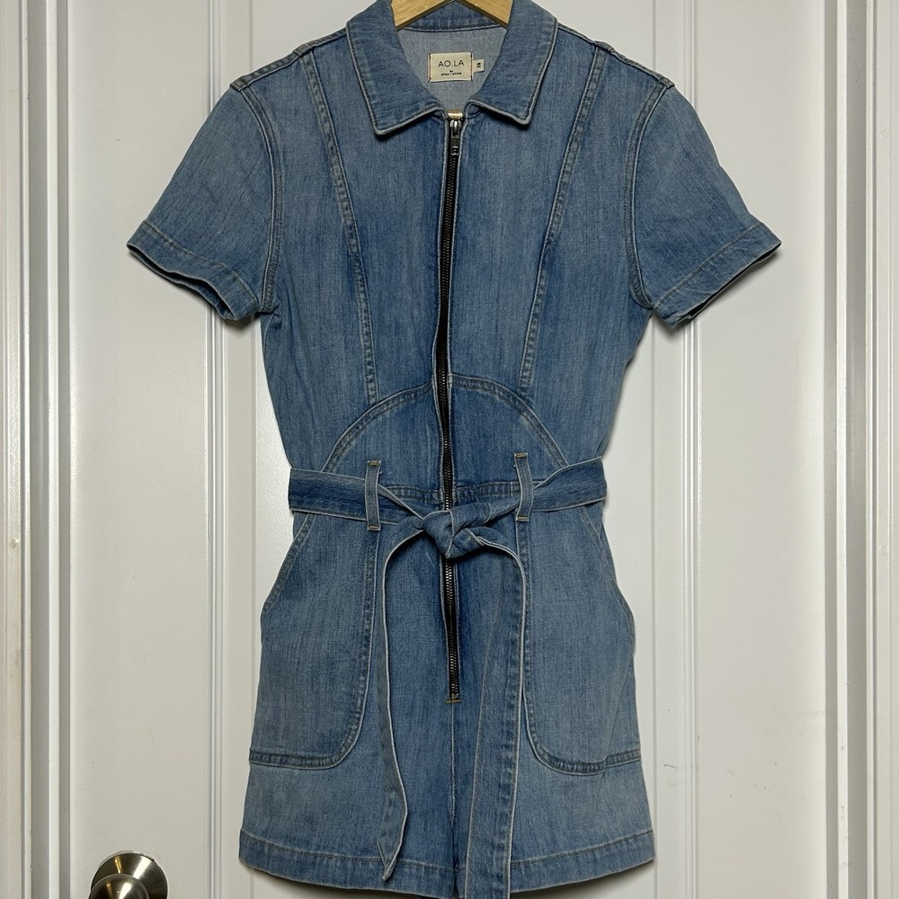 AO.LA by Alice + Olivia Gorgeous Medium Wash Denim Short Full Zip Belted Romper